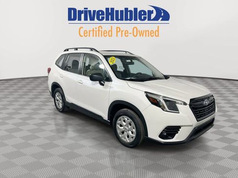 Used 2023 Subaru Forester image 2