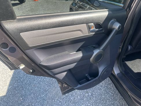 Used 2010 Honda CR-V EX image 16
