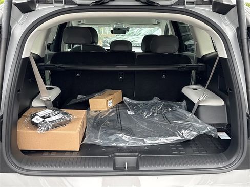 New 2026 Hyundai Ioniq 9 SEL image 14