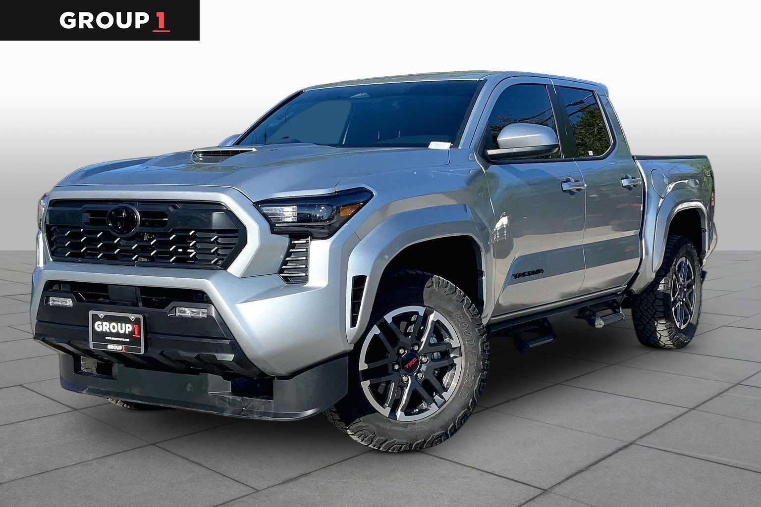 Used 2025 Toyota Tacoma TRD Sport AWD/4WD image 1