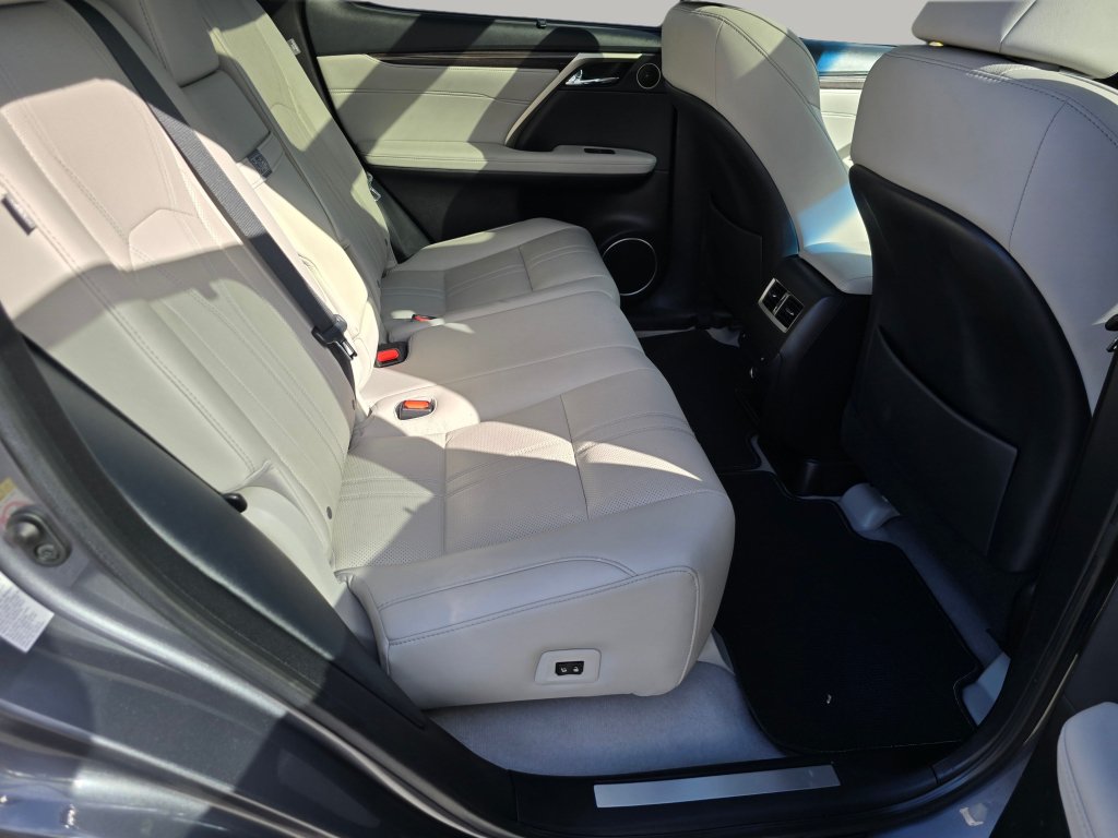 Used 2019 Lexus RX 450h AWD w/ Luxury Package image 28