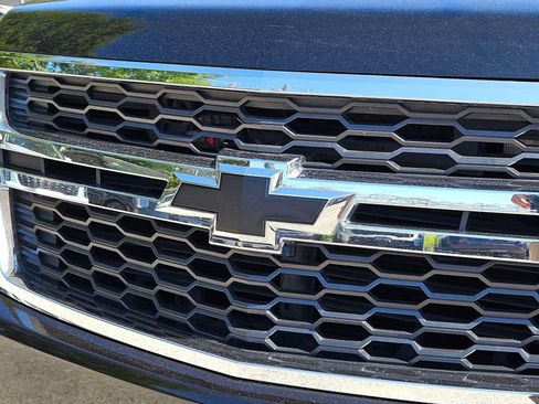 Used 2019 Chevrolet Tahoe LS AWD/4WD image 12