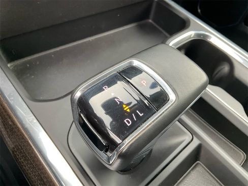 Used 2023 Chevrolet Silverado 1500 RST image 30