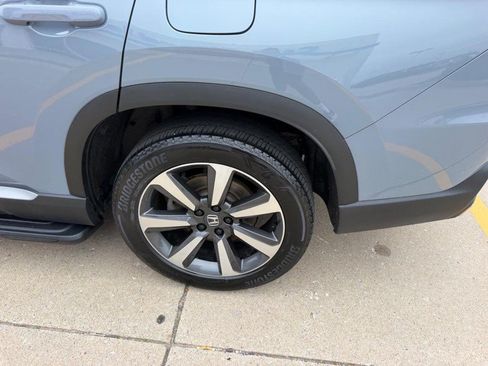 Certified 2024 Honda Pilot Elite image 6