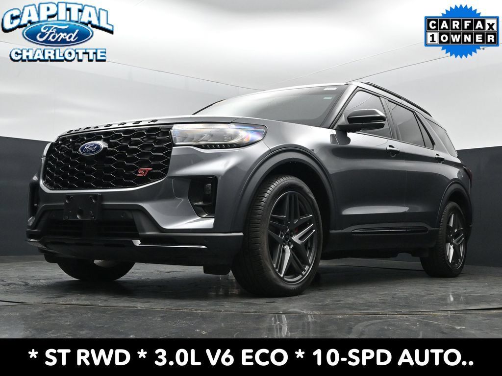 Used 2025 Ford Explorer ST RWD image 24