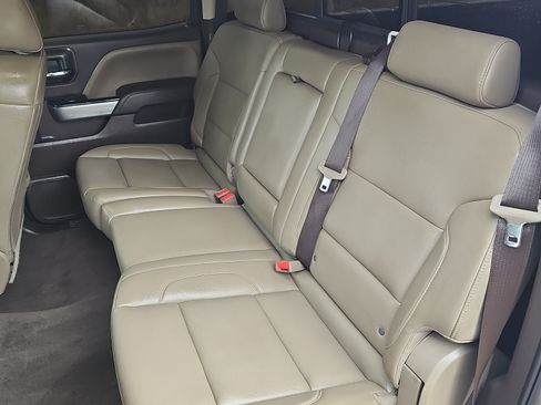 Used 2018 Chevrolet Silverado 1500 LTZ Z71 AWD/4WD image 12