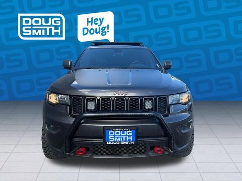 Used 2020 Jeep Grand Cherokee Trailhawk w/ Trailhawk Luxury Group AWD/4WD image 6