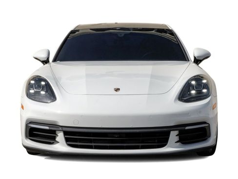 Used 2019 Porsche Panamera image 5