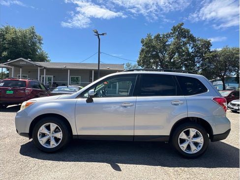 Used 2014 Subaru Forester 2.5i Premium AWD/4WD image 4