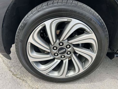 Certified 2022 Lincoln Navigator L Reserve AWD/4WD image 14