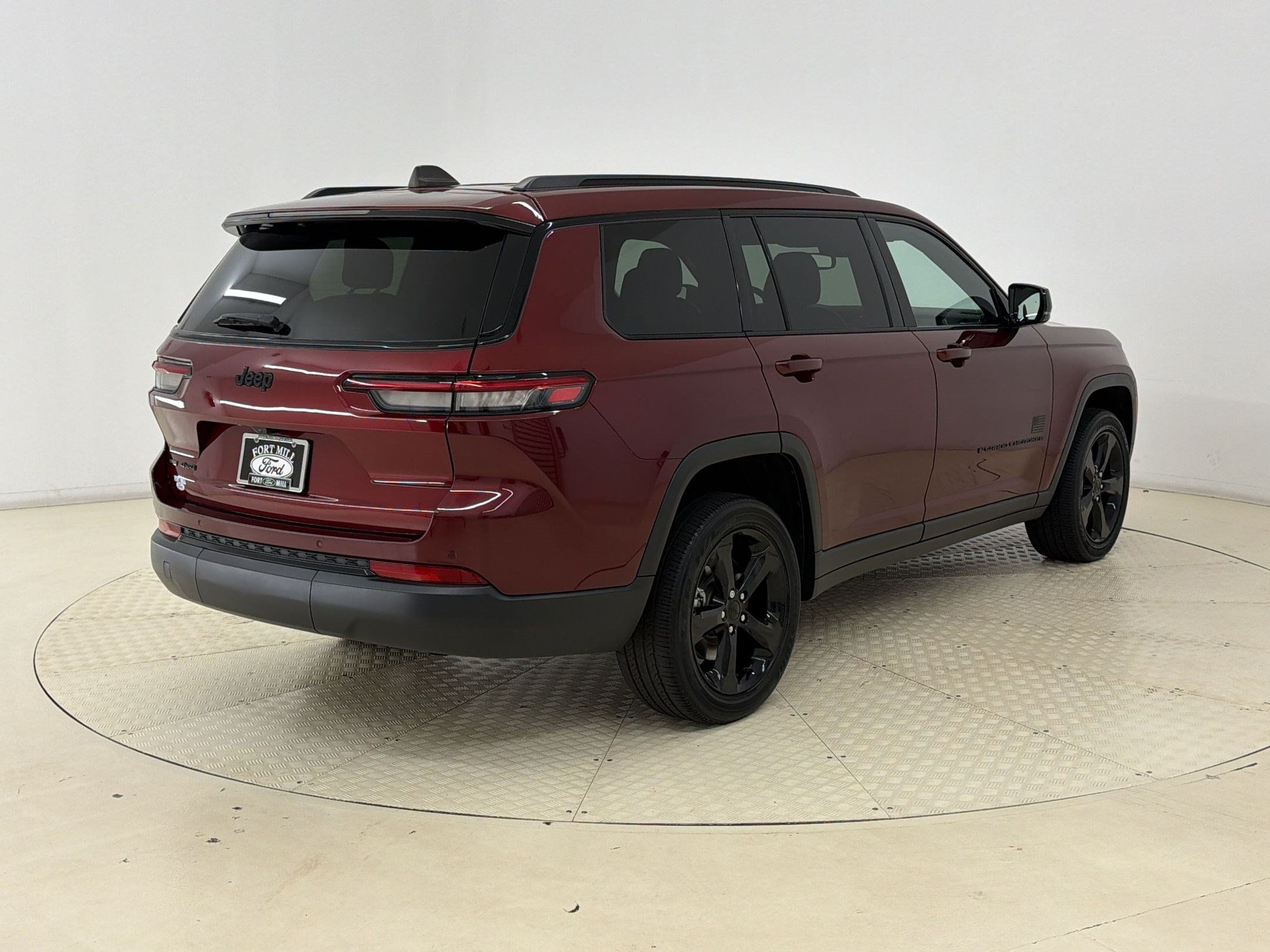 Used 2023 Jeep Grand Cherokee L Laredo AWD/4WD image 9
