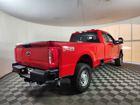 New 2026 Ford F250 XL w/ XL Off-Road Package image 7