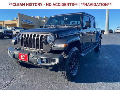 Used 2023 Jeep Gladiator Sport image 3