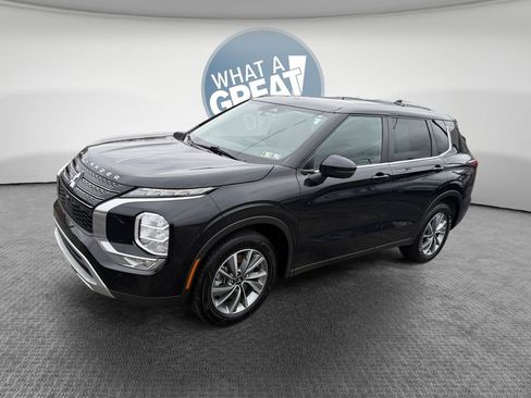 Used 2022 Mitsubishi Outlander SE image 8