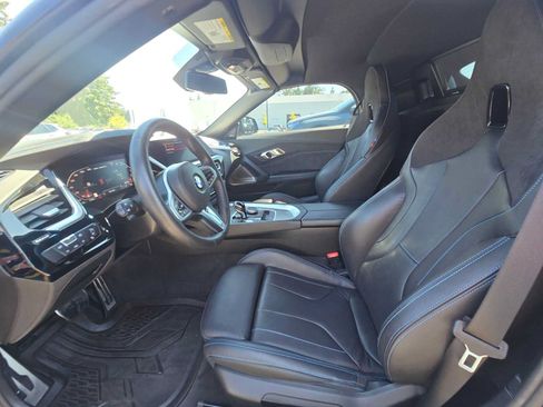 Used 2025 BMW Z4 M40i w/ Premium Package RWD image 16