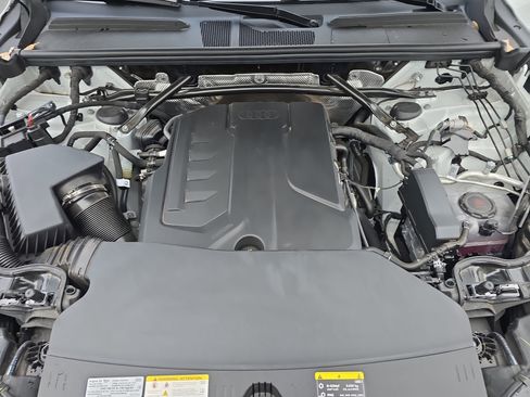 New 2025 Audi Q5 Premium image 30