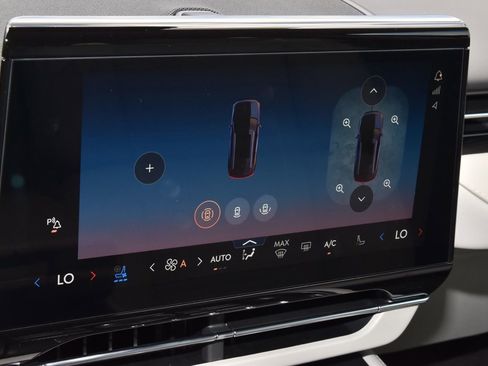New 2026 Lincoln Nautilus Reserve AWD/4WD image 36