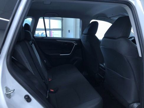 Certified 2024 Toyota RAV4 LE image 21