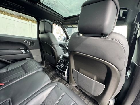 Used 2020 Land Rover Range Rover Sport HSE image 35