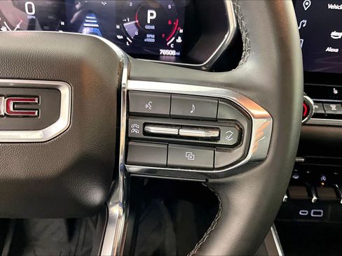 Used 2024 GMC Canyon Elevation w/ Elevation Premium Package RWD image 21
