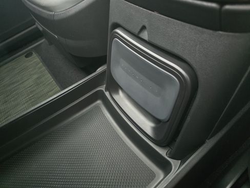 Used 2024 Rivian R1S Adventure AWD/4WD image 33