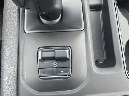 Used 2023 GMC Sierra 1500 AT4 image 18