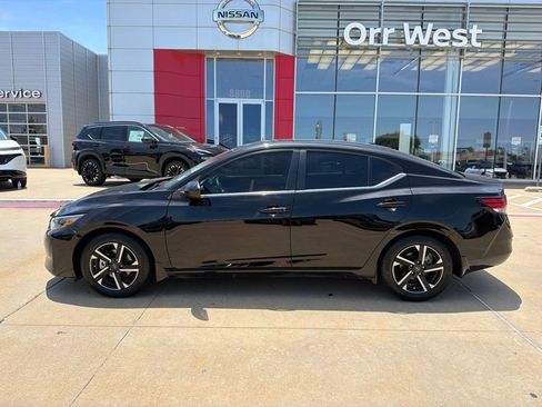 Used 2024 Nissan Sentra SV w/ All-Weather Package FWD image 2