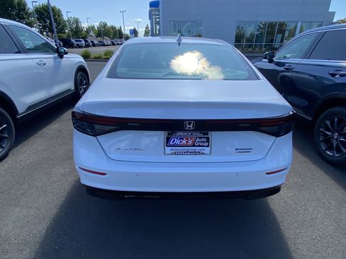 New 2025 Honda Accord Touring image 3