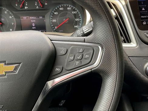 Used 2023 Chevrolet Malibu LT FWD image 13