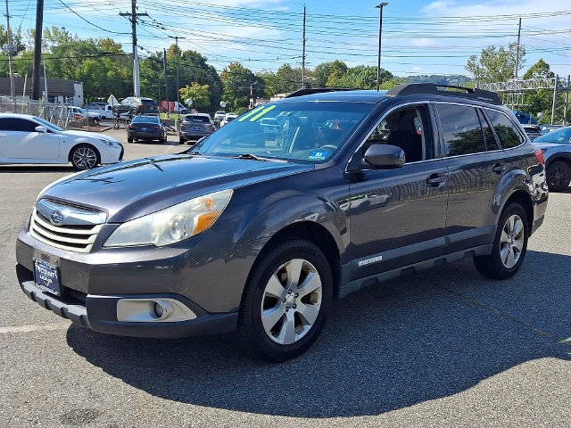 Used 2011 Subaru Outback 2.5i Premium AWD/4WD image 3