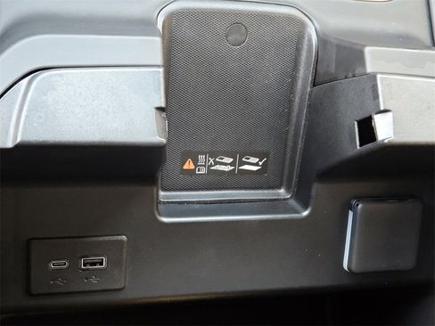 Used 2025 GMC Sierra 2500 Denali w/ Denali Reserve Package image 24