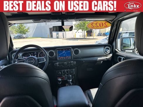 Used 2022 Jeep Gladiator Rubicon w/ Cold Weather Group AWD/4WD image 23