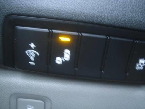 Used 2020 Kia Sedona EX image 28