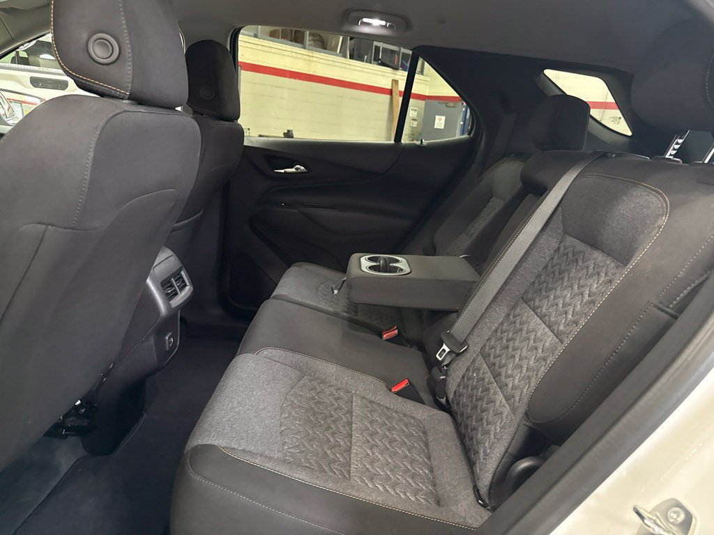 Used 2024 Chevrolet Equinox LT AWD/4WD image 12