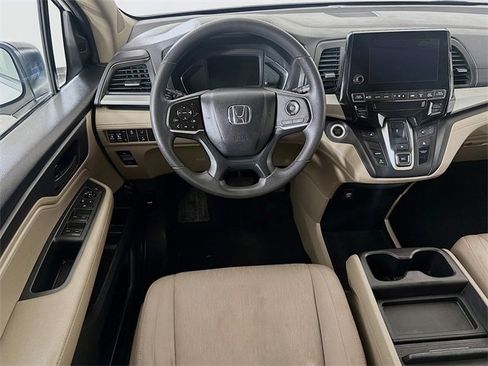 Used 2019 Honda Odyssey EX image 4