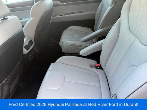 Used 2025 Hyundai Palisade SEL AWD/4WD image 18