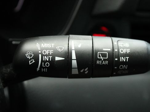 Used 2025 Honda Pilot TrailSport image 39
