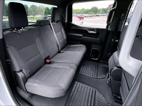Used 2024 Chevrolet Silverado 1500 LT AWD/4WD image 26