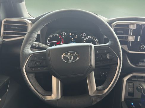 Used 2026 Toyota Tundra SR5 w/ SR5 Premium Package AWD/4WD image 9