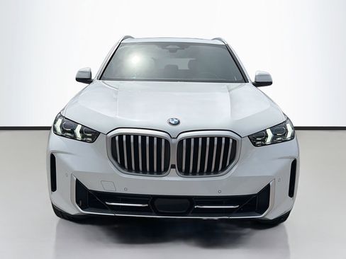 Used 2025 BMW X5 xDrive40i w/ Climate Comfort Package image 8