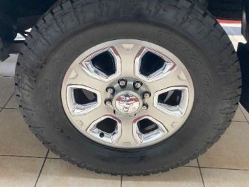 Used 2018 RAM 2500 Laramie w/ Convenience Group AWD/4WD image 30