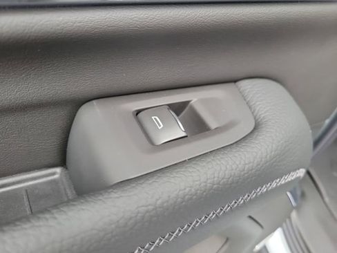 New 2026 GMC Yukon Denali w/ Denali Reserve Package image 16