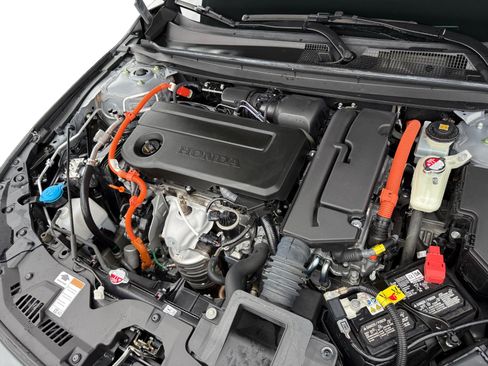 Used 2023 Honda Accord Sport image 13