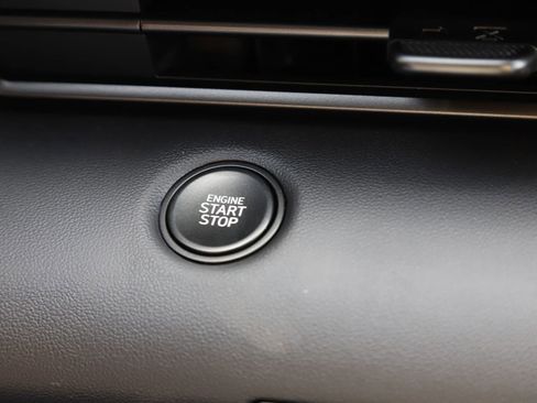 New 2025 Hyundai Elantra Sport image 22