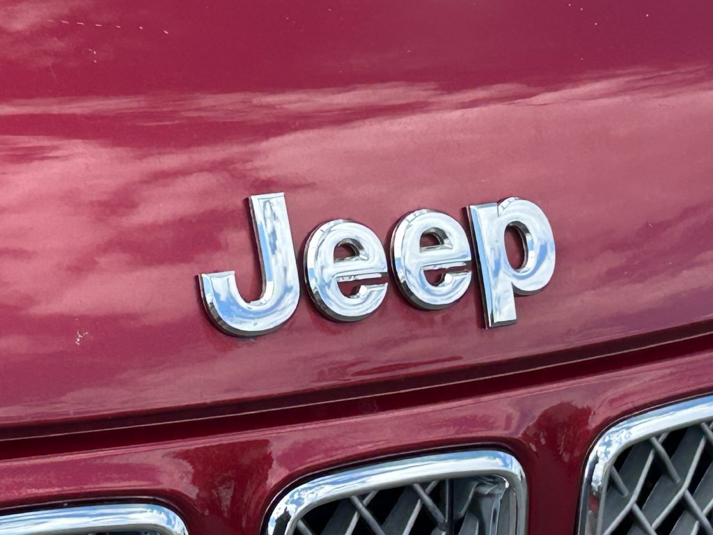 Used 2016 Jeep Compass High Altitude FWD image 9