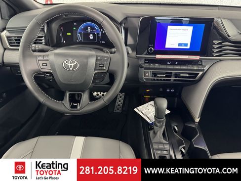 New 2026 Toyota Camry SE image 8