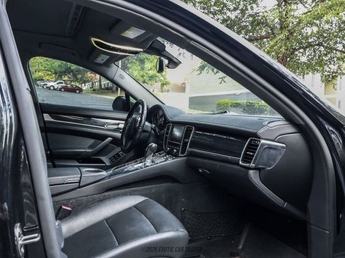 Used 2011 Porsche Panamera 4 AWD/4WD image 41