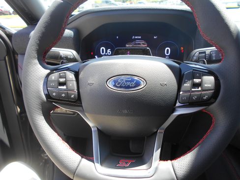 New 2026 Ford Explorer ST AWD/4WD image 4