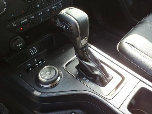 Used 2023 Ford Ranger Lariat w/ FX4 Off-Road Package image 26