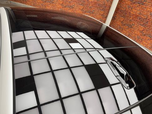 Used 2025 BMW i7 eDrive50 w/ Premium Package image 26